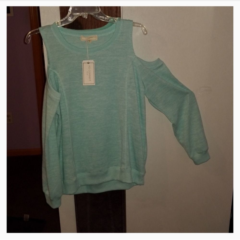 (NWT) No Comment shirt